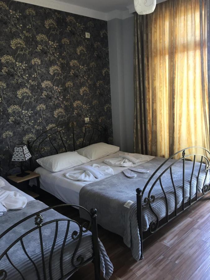 קובולטי Hotel Twins G&G מראה חיצוני תמונה